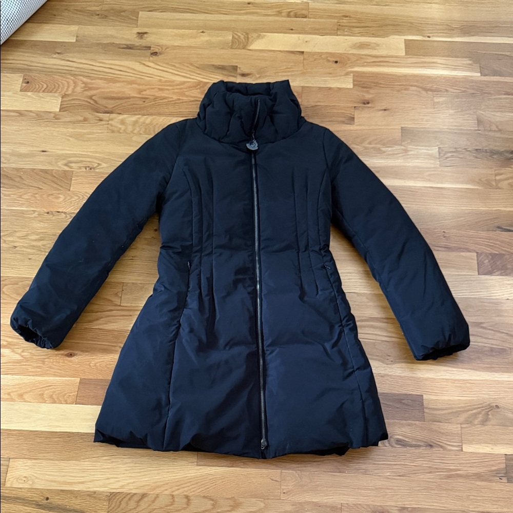Moncler Women's Black Puffer Jacket